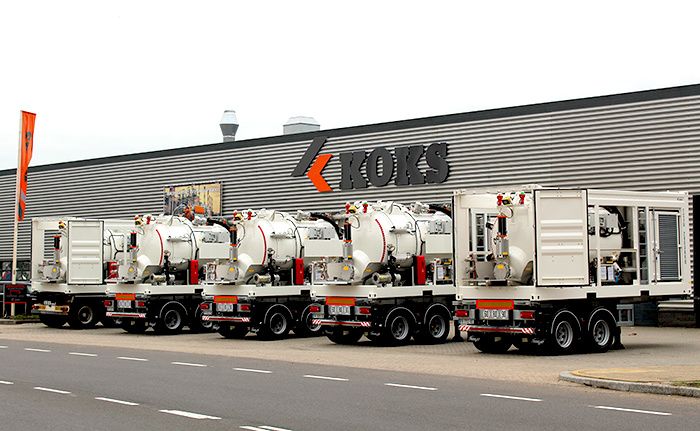 5 CycloVac Loaders for French customer